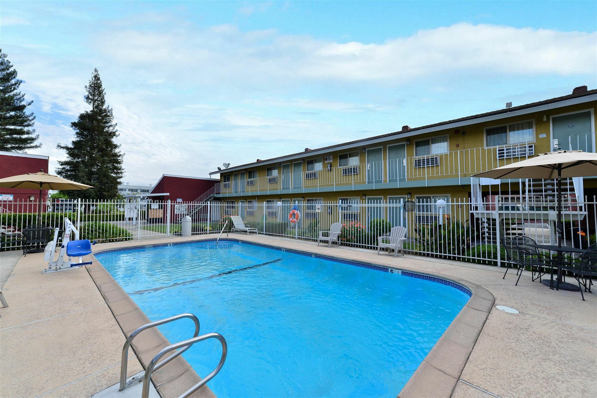 Oasis Sacramento- Elk Grove Sacramento