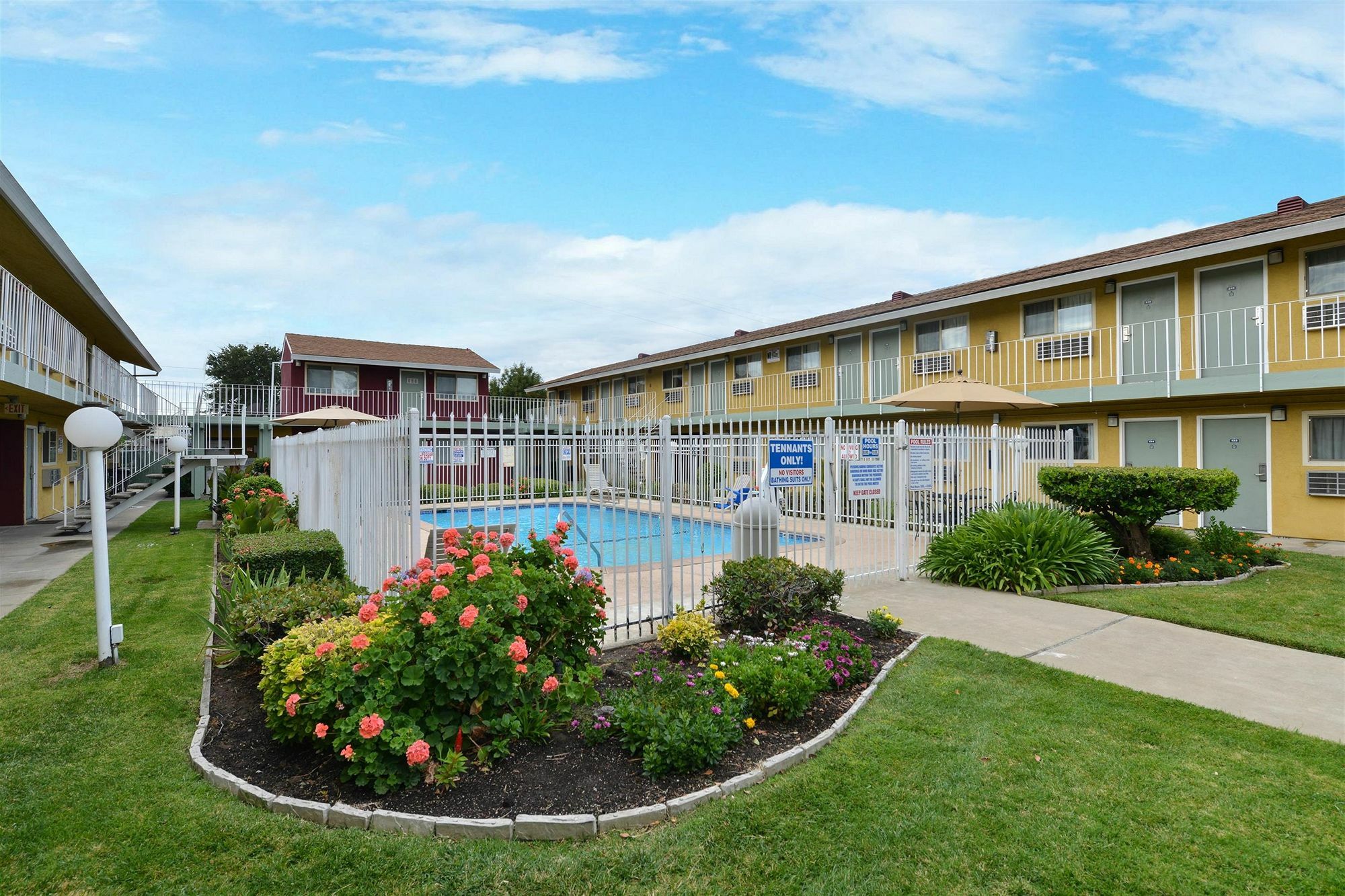 Oasis Sacramento- Elk Grove 2*